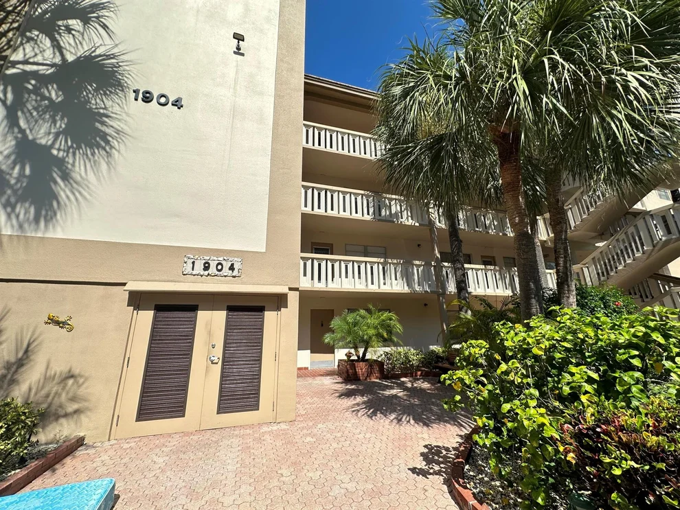 Unit for sale at 1904 Bermuda Circle, Coconut Creek, FL 33066