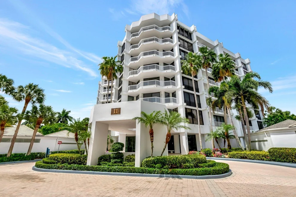 Unit for sale at 20290 Fairway Oaks Drive Drive, Boca Raton, FL 33434