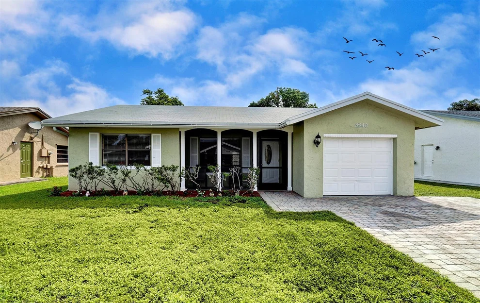 Unit for sale at 8240 NW 94th Avenue, Tamarac, FL 33321