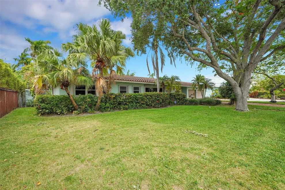 Unit for sale at 2732 NE 16th Street, Fort Lauderdale, FL 33304