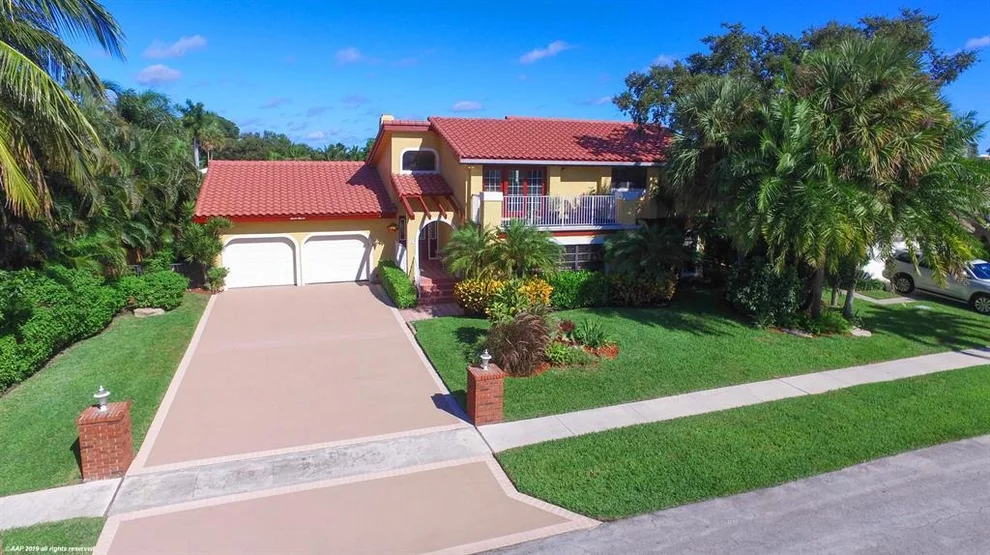 Unit for sale at 711 SW 15th Street, Boca Raton, FL 33486