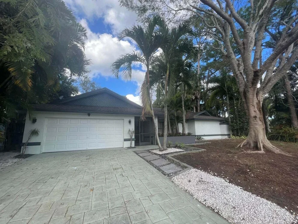 Unit for sale at 13590 Exotica Lane, Wellington, FL 33414