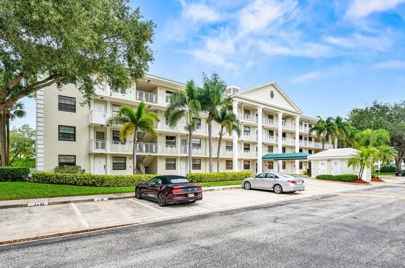 Unit for sale at 6109 Balboa Circle, Boca Raton, FL 33433