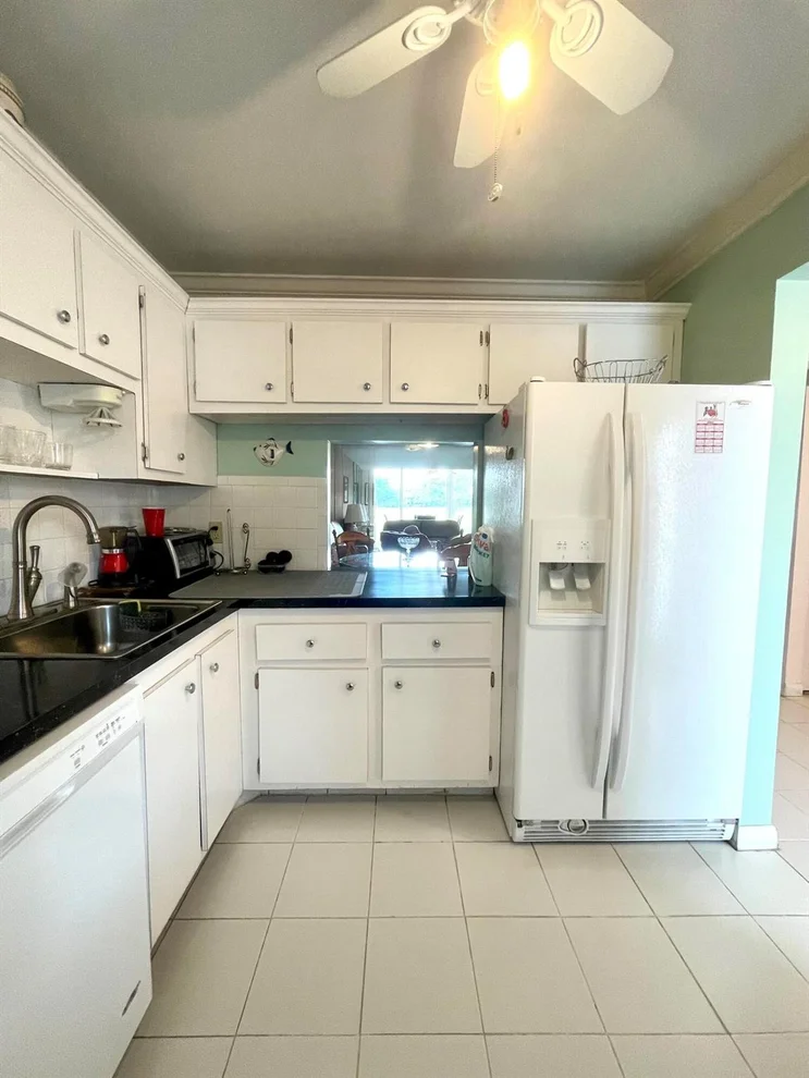 Unit for sale at 1035 Country Club Drive, Margate, FL 33063
