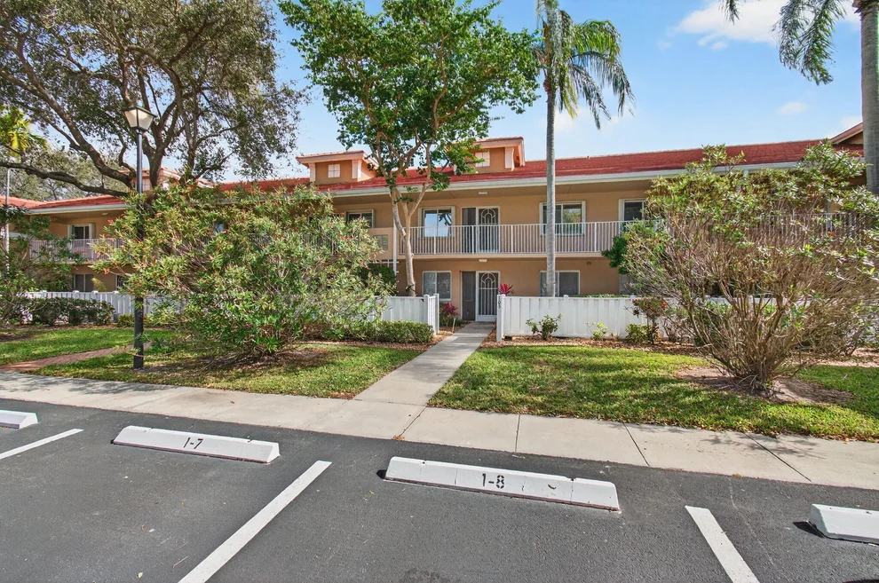 Unit for sale at 5876 Regal Glen Drive, Boynton Beach, FL 33437