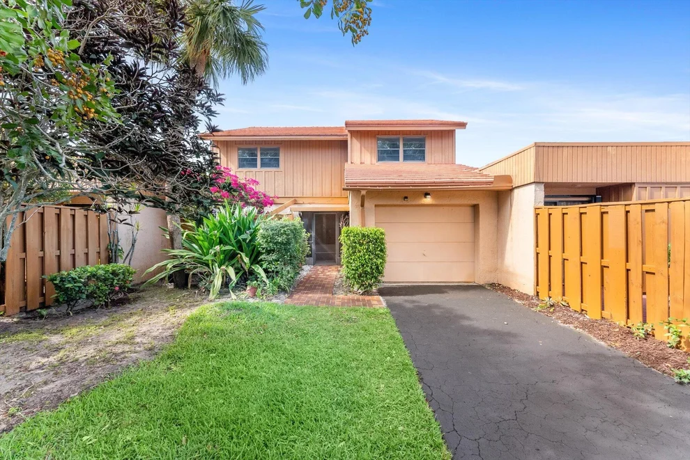 Unit for sale at 5371 Stonybrook Drive, Boynton Beach, FL 33437