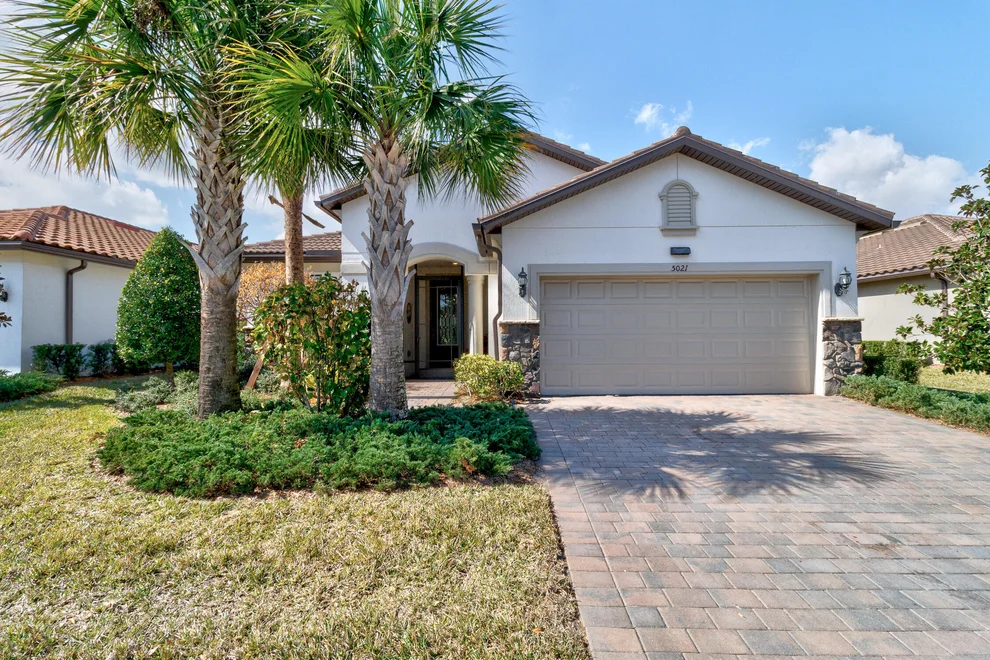 Unit for sale at 5021 Monroe Circle, Vero Beach, FL 32967