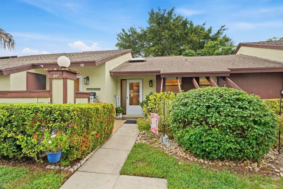 Unit for sale at 497 Iron Forge Court, Royal Palm Beach, FL 33411