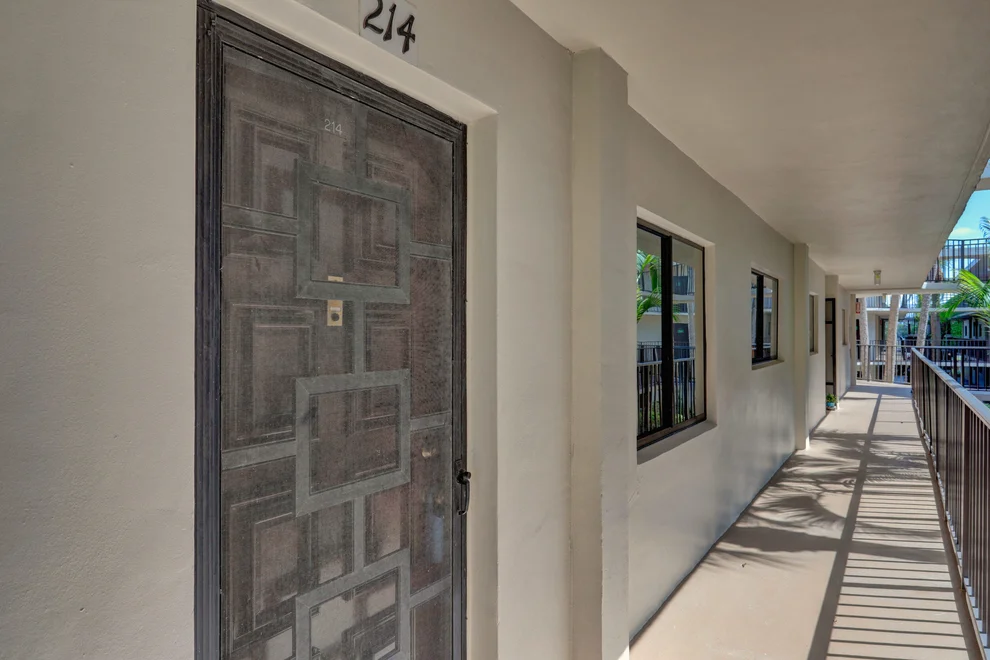 Unit for sale at 5100 Las Verdes Circle, Delray Beach, FL 33484