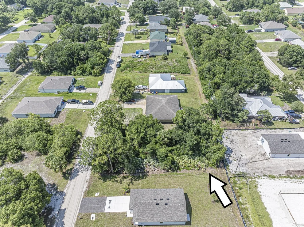 Unit for sale at 8566 105th Avenue, Vero Beach, FL 32967