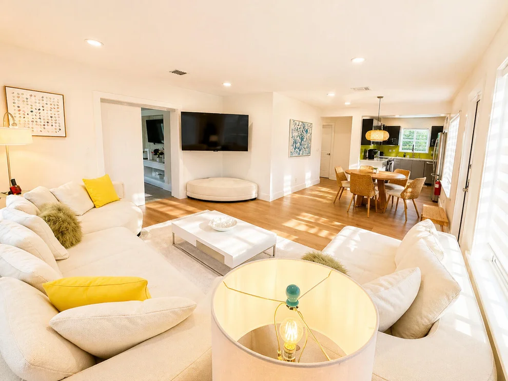 Unit for sale at 800 SE 11TH Court, Fort Lauderdale, FL 33316