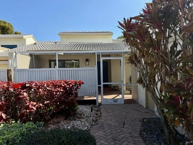 Unit for sale at 1 Eastgate Drive, Boynton Beach, FL 33436