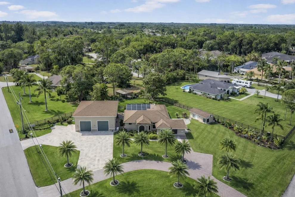 Unit for sale at 12038 Key Lime Boulevard, The Acreage, FL 33412
