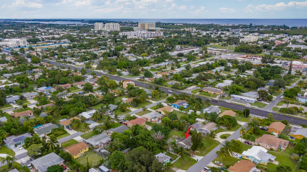 Unit for sale at 119 SW 8th Avenue, Boynton Beach, FL 33435