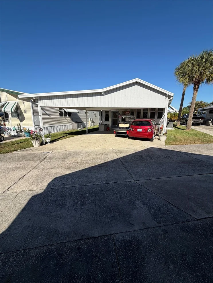 Unit for sale at 6649 SE 56th Street, Okeechobee, FL 34974