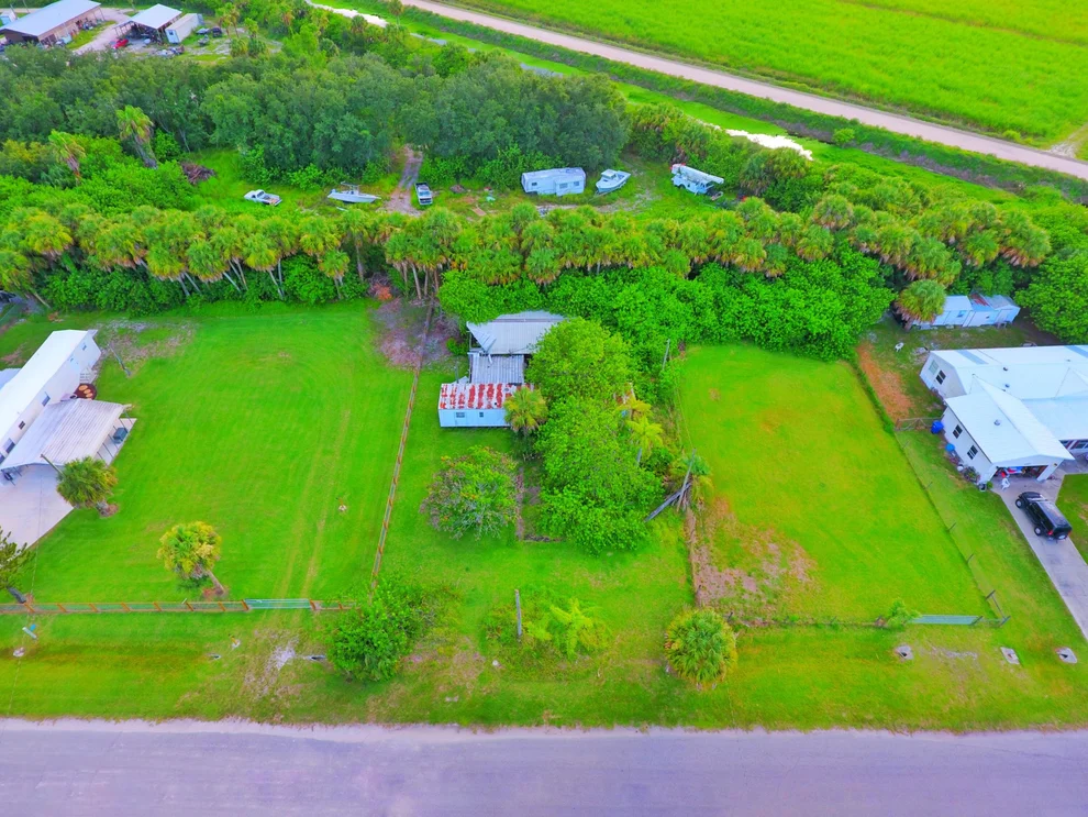 Unit for sale at 1263 Click Drive, Moore Haven, FL 33471