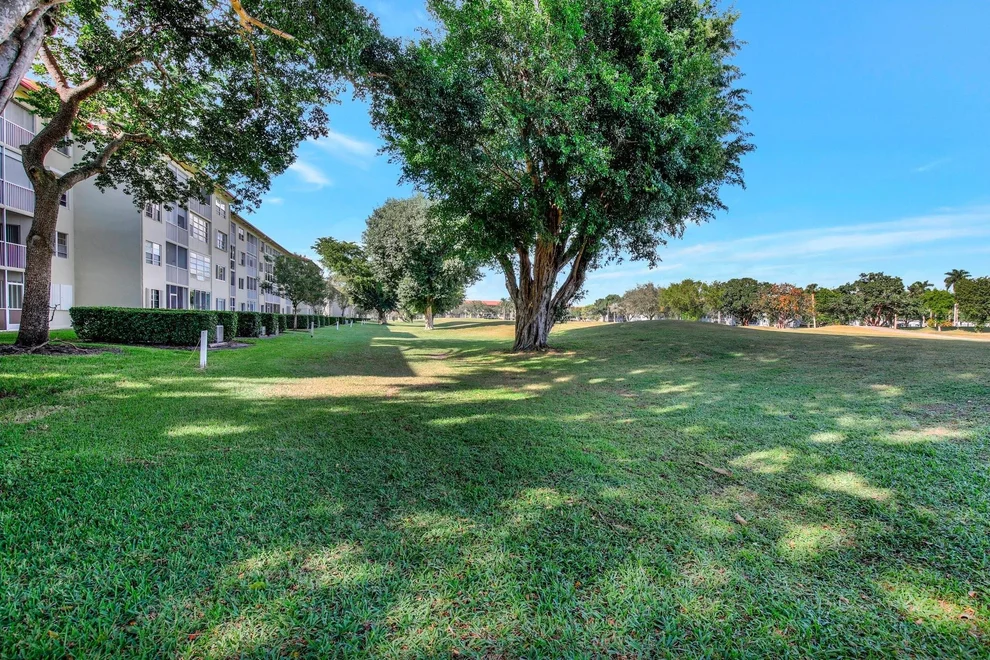 Unit for sale at 901 SW 128th Avenue, Pembroke Pines, FL 33027