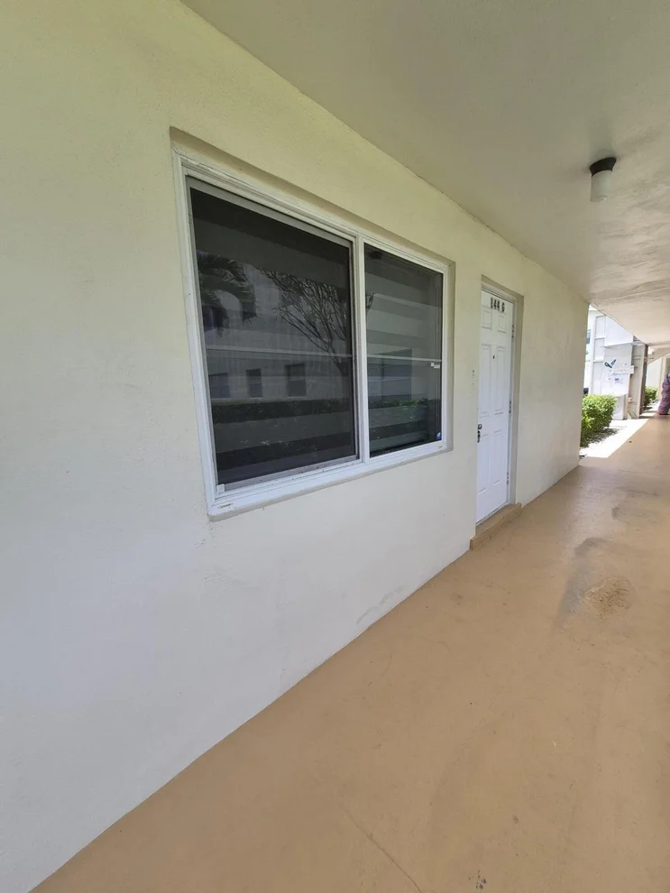 Unit for sale at 144 Dorchester G, West Palm Beach, FL 33417