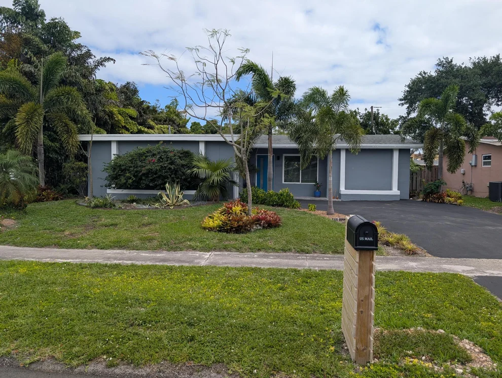 Unit for sale at 8691 NW 28th Place, Sunrise, FL 33322