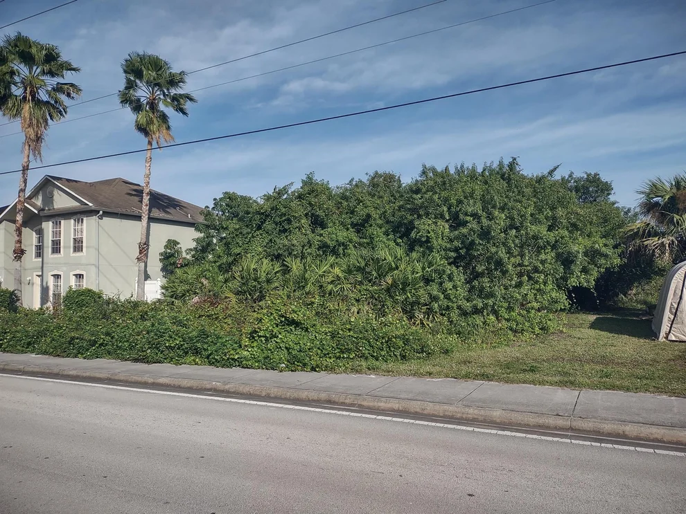 Unit for sale at 2743 SW Rosser Boulevard, Port St Lucie, FL 34953