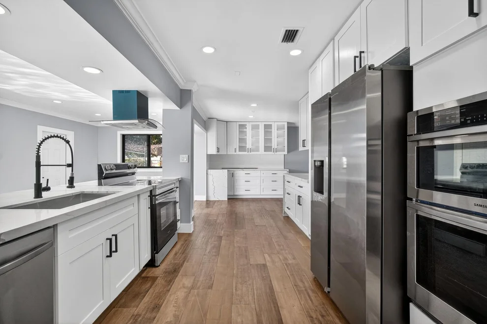 Unit for sale at 1800 N 54th Avenue, Hollywood, FL 33021