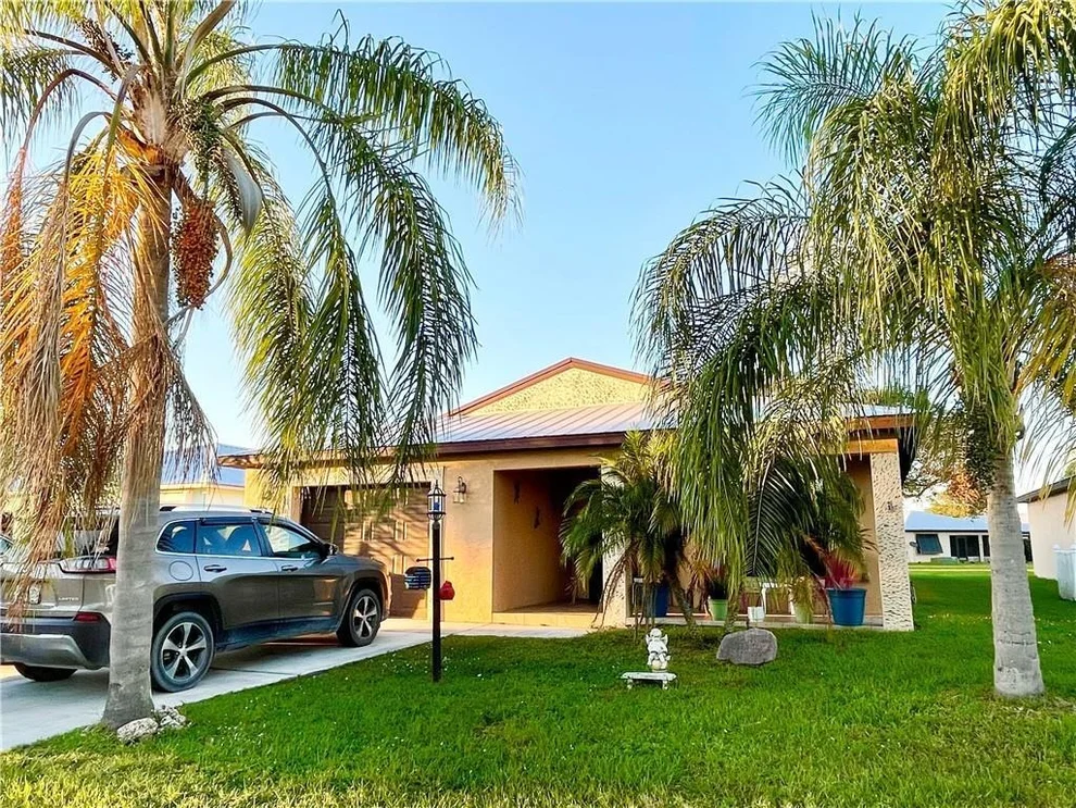 Unit for sale at 14442 Azucena Court, Fort Pierce, FL 34951