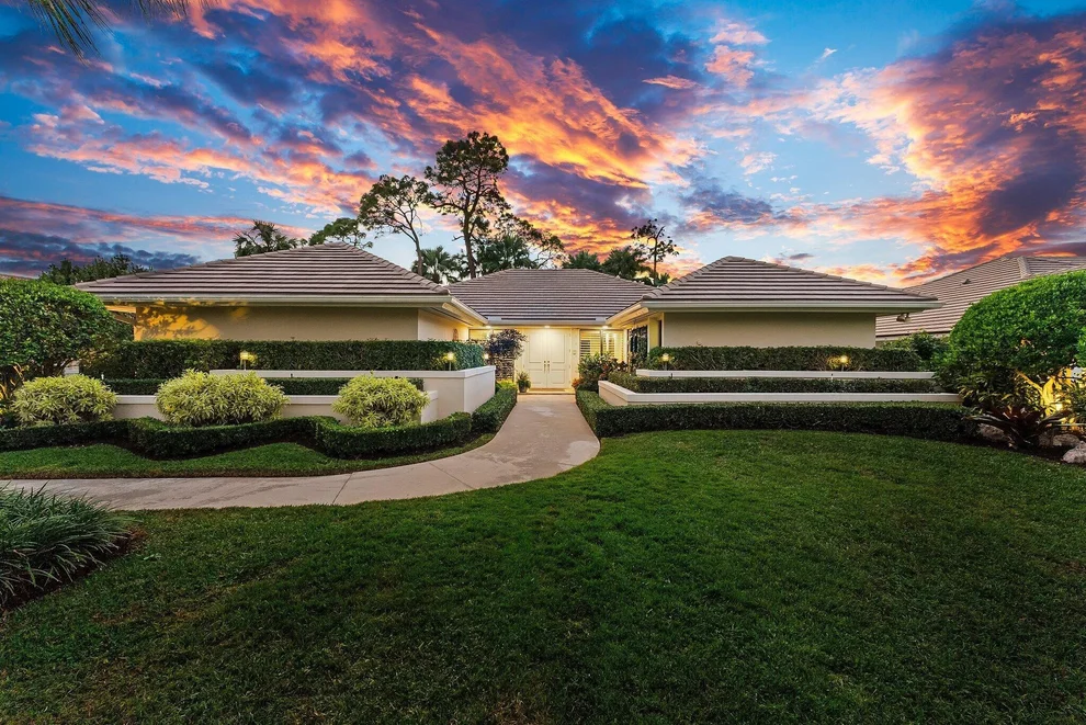 Unit for sale at 2 Alford Court, Palm Beach Gardens, FL 33418