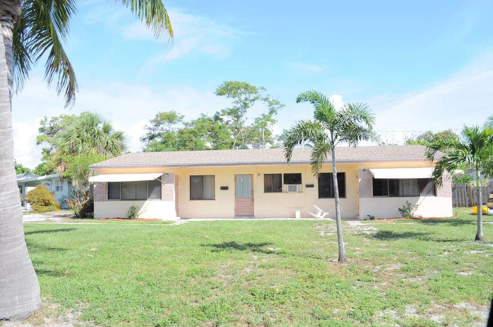 Unit for sale at 195 SE 27th Way, Boynton Beach, FL 33435