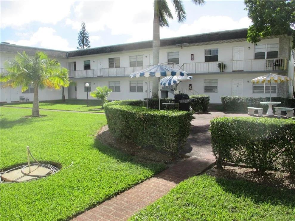 Unit for sale at 6191 SW 37th Street, Davie, FL 33314