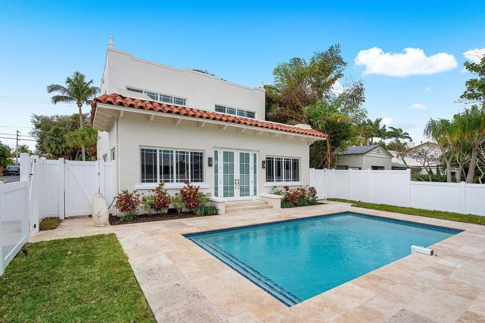 Unit for sale at 401 N Lakeside Drive, Lake Worth Beach, FL 33460