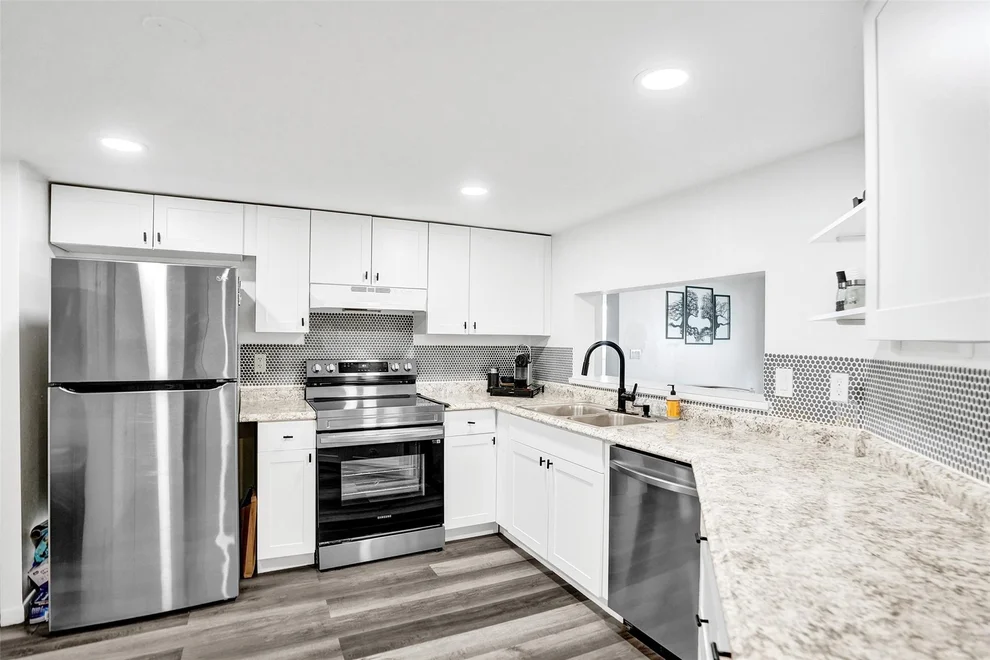 Unit for sale at 9901 Westview Drive, Coral Springs, FL 33076