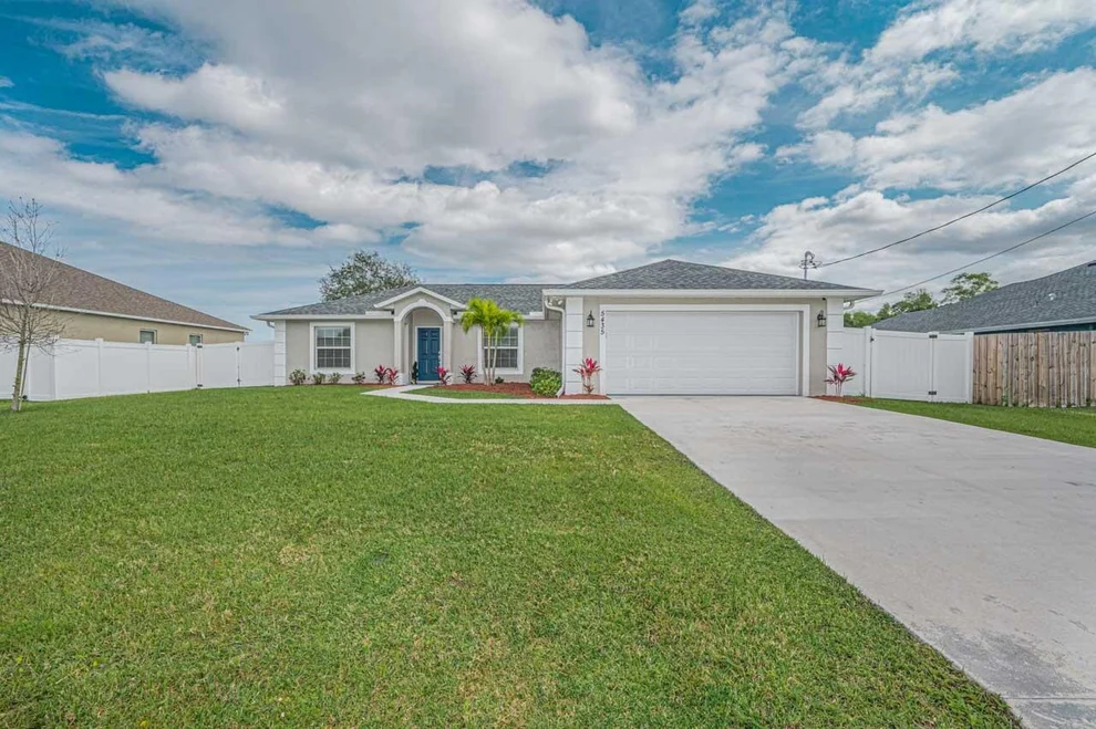 Unit for sale at 5435 NW Crista Street, Port St Lucie, FL 34986