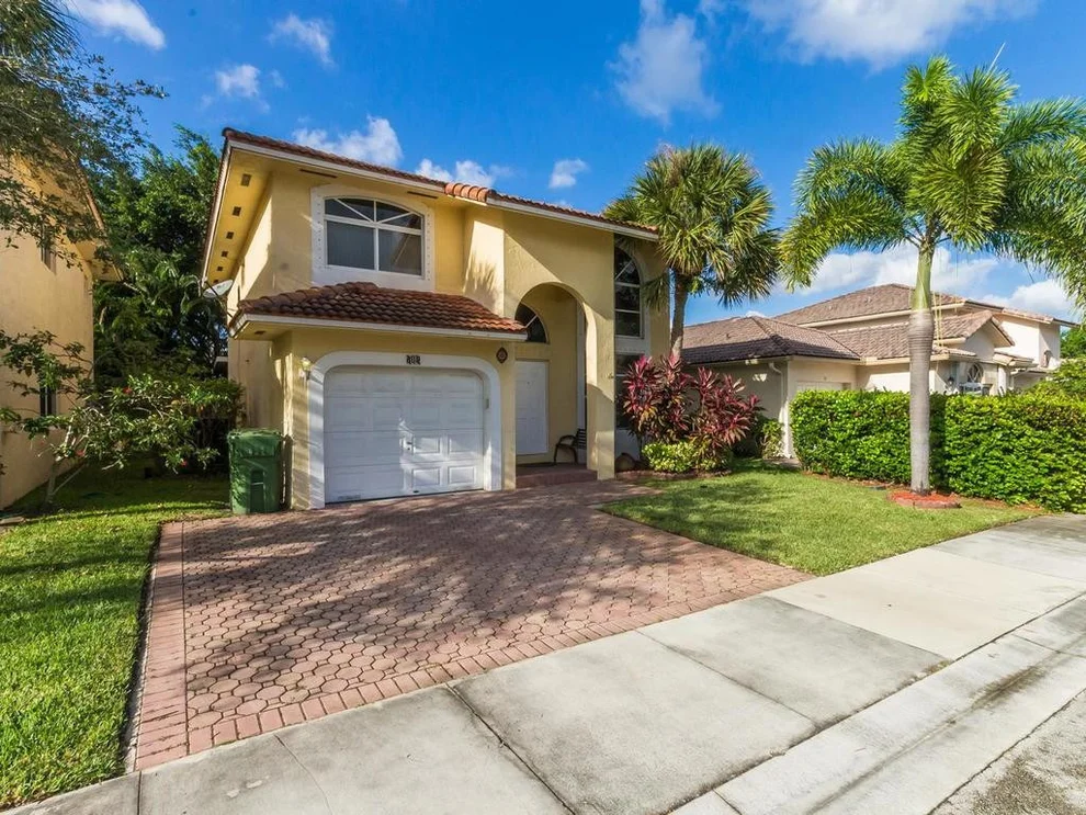 Unit for sale at 609 Turtle Run, Weston, FL 33326