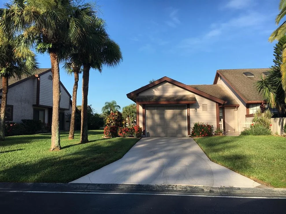 Unit for sale at 1558 SE Hatfield Court, Port St Lucie, FL 34952