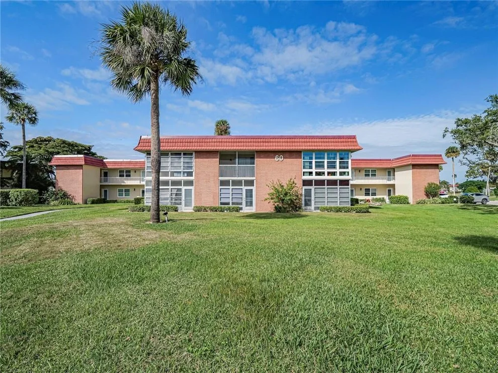 Unit for sale at 60 Woodland Drive, Vero Beach, FL 32962