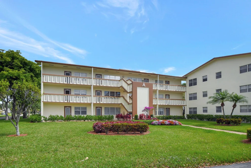 Unit for sale at 30 Mansfield A, Boca Raton, FL 33434