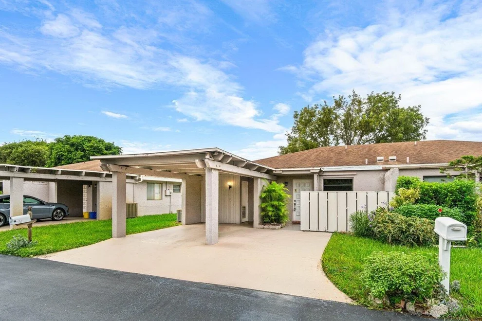 Unit for sale at 6844 Moonlit Drive, Delray Beach, FL 33446