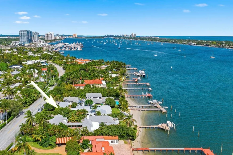 Unit for sale at 3208 N Flagler Drive, West Palm Beach, FL 33407
