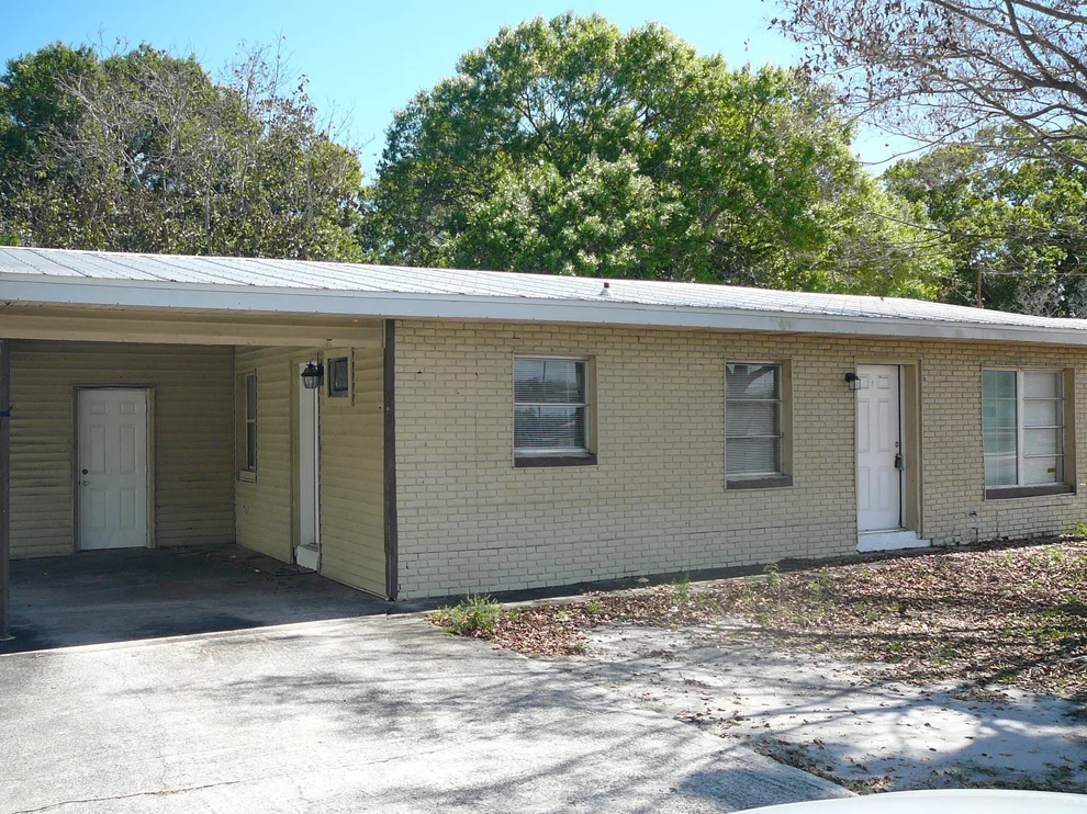 Unit for sale at 512 S 25th Street, Fort Pierce, FL 34950