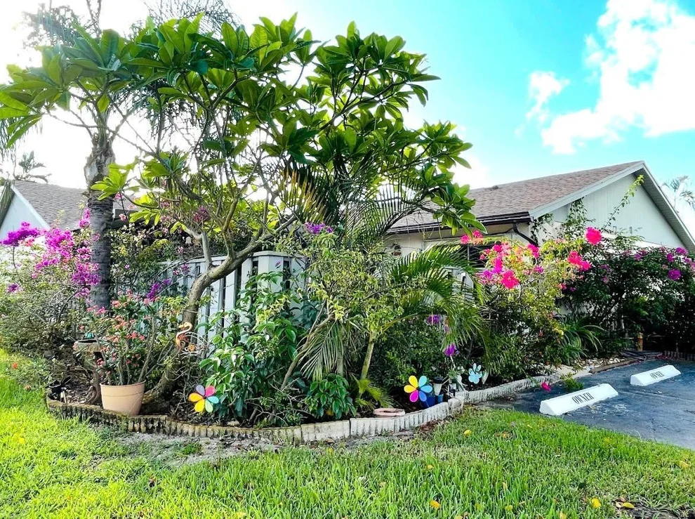 Unit for sale at 8090 Ambach Way, Hypoluxo, FL 33462