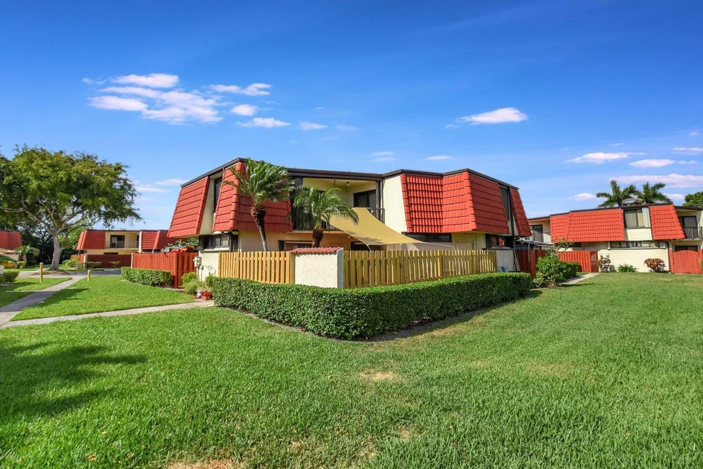 Unit for sale at 3718 Victoria Drive, West Palm Beach, FL 33406