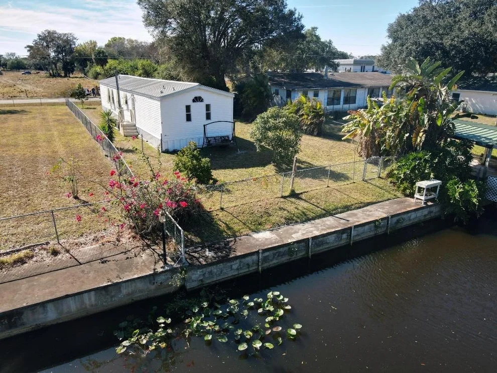Unit for sale at 209 SE 8th Street, Okeechobee, FL 34974