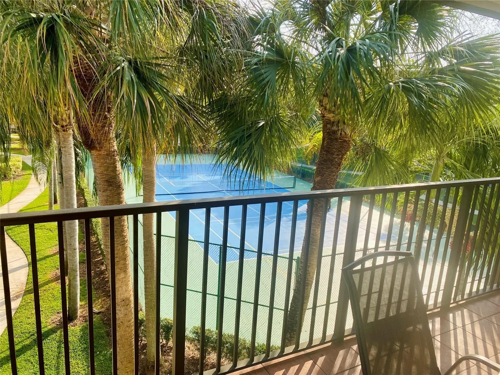 Unit for sale at 540 S Park Road, Hollywood, FL 33021