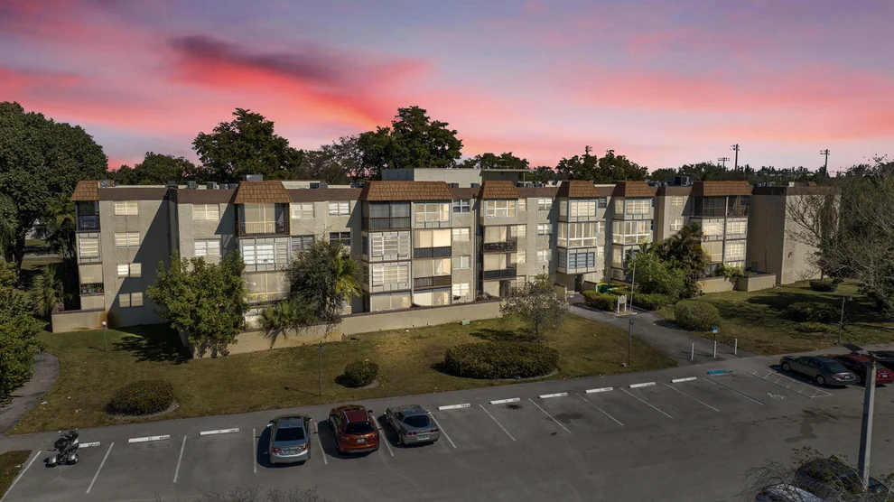Unit for sale at 7000 NW 17th Street, Plantation, FL 33313