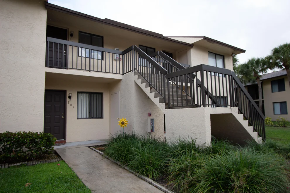Unit for sale at 6550 Somerset Drive, Boca Raton, FL 33433