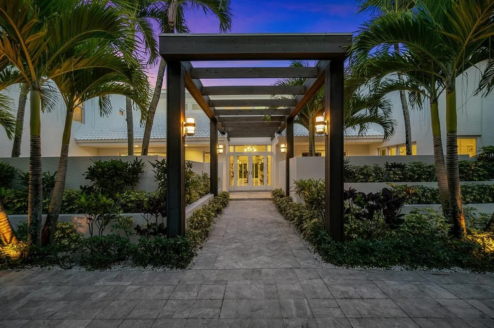 Unit for sale at 355 Oakview Drive, Delray Beach, FL 33445