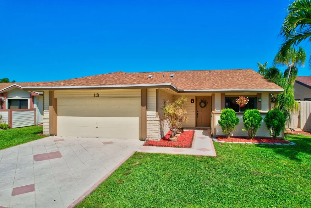 Unit for sale at 13 Fawlkland Circle, Boynton Beach, FL 33426