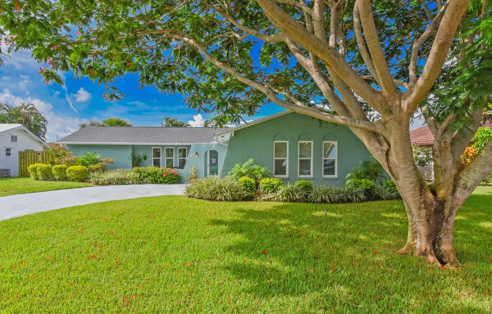 Unit for sale at 4368 Hawthorn Avenue, Palm Beach Gardens, FL 33410