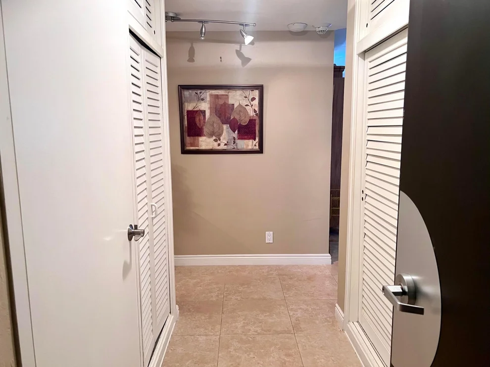 Unit for sale at 3300 NE 36th Street, Fort Lauderdale, FL 33308