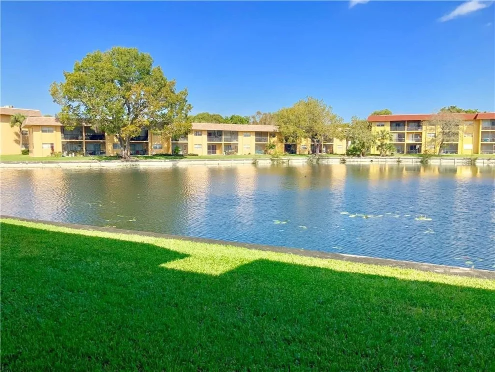 Unit for sale at 7901 Colony Circle, Tamarac, FL 33321
